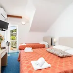 Hotel Dubrovnik 3*
