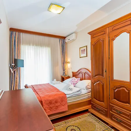 Hotel Dubrovnik Ξενοδοχείο 3*