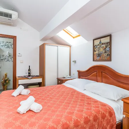 Hotel Dubrovnik Ξενοδοχείο Ντουμπρόβνικ