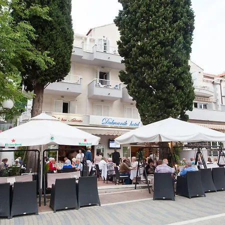 Hotel Dubrovnik מלון 3*