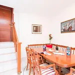 Hotel Dubrovnik 3* דוברובניק