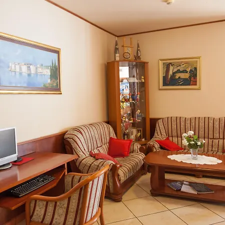 Hotel Dubrovnik 3*